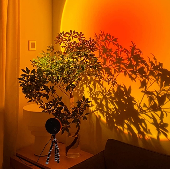 NIB Sunset Lamp, Sunset Projector Atmosphere Light - Picture 7 of 10